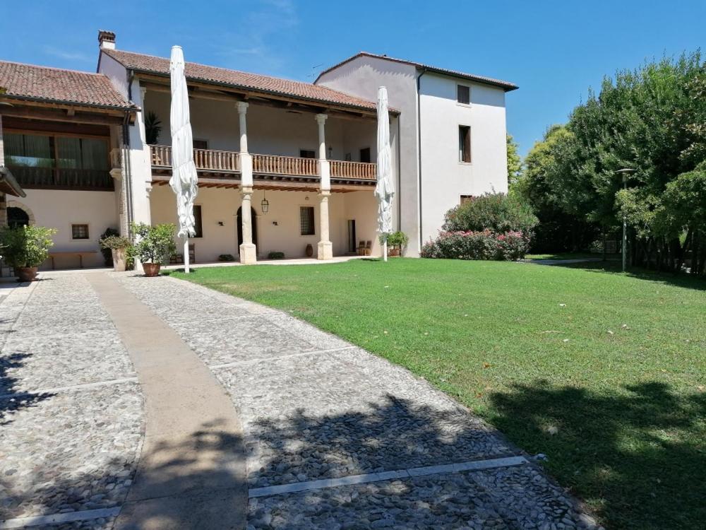 كرِياتسو Villa Valmarana De Toni المظهر الخارجي الصورة